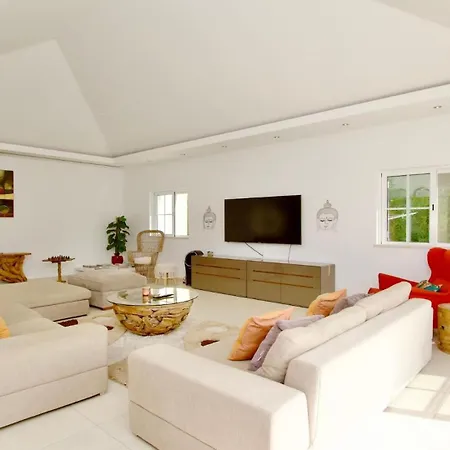 Barklee In Sol With Private Pool And Golf Views By Cleverdetails * Quarteira